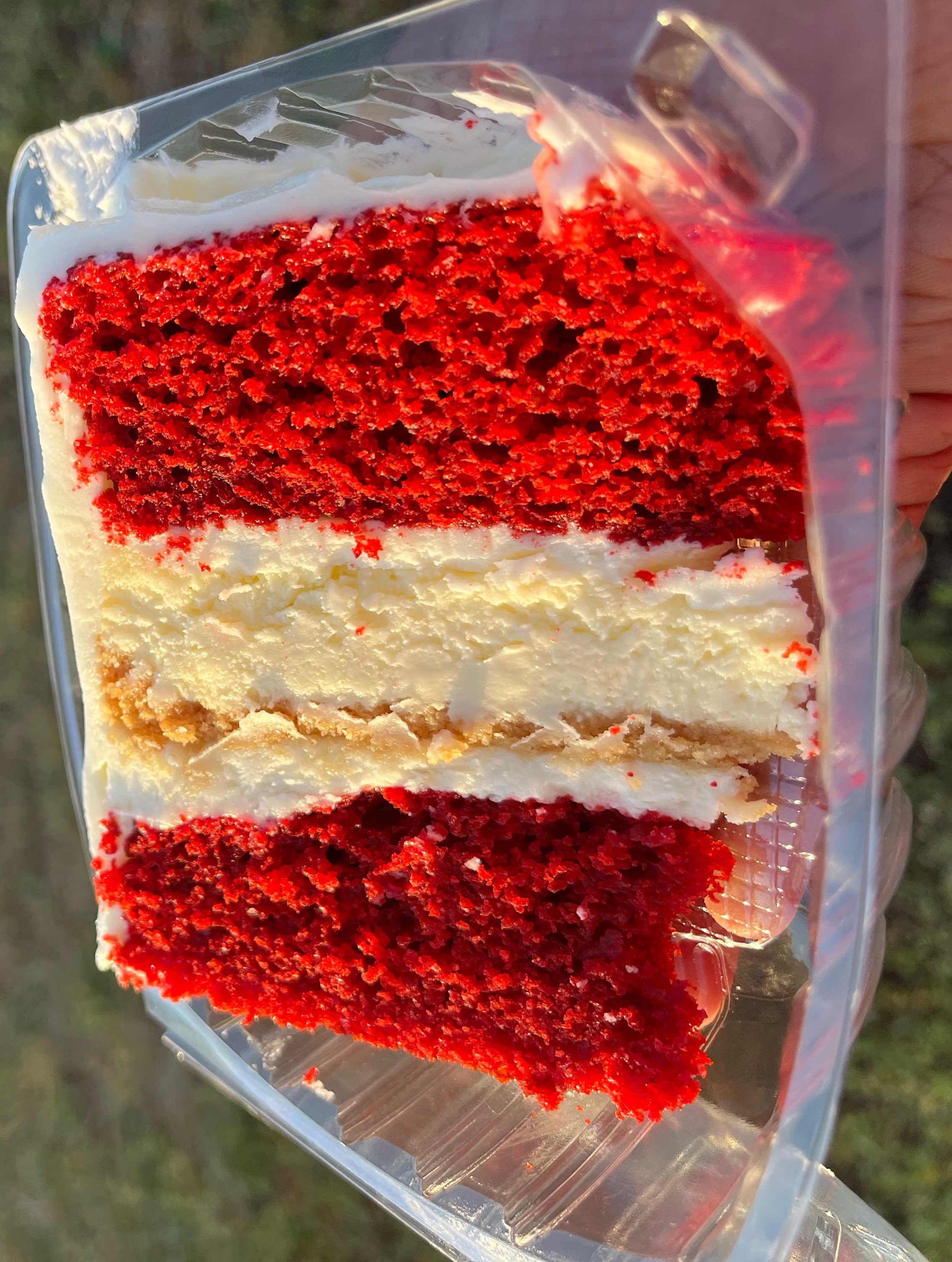 Red Velvet Cheesecake Cake